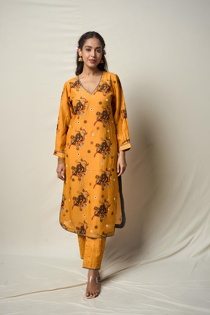 BĀGH KURTA + PANT (SET OF 2) | SHOBITAM