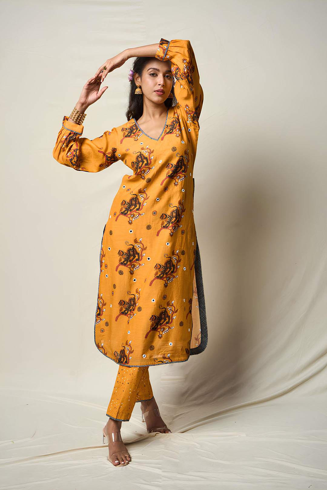 BĀGH KURTA + PANT (SET OF 2) | SHOBITAM