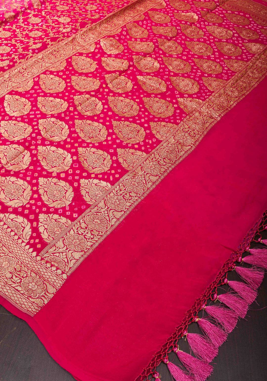 Authentic Hand Bandhej Banarasi Silk Georgette Saree in Pink and Red with Ombre jaal pattern | SILK MARK CERTIFIED