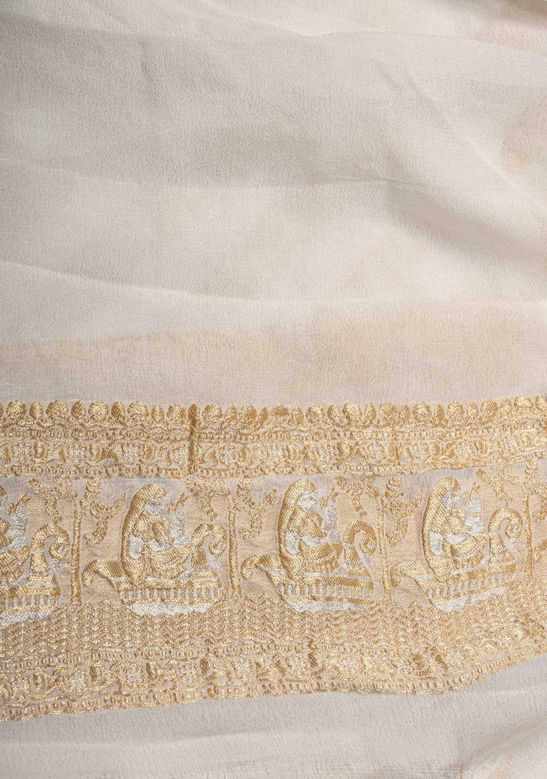 White Banarasi Georgette Silk Saree with Gold Silver Diamond Design and Zari Border | SILK MARK CERTIFIED