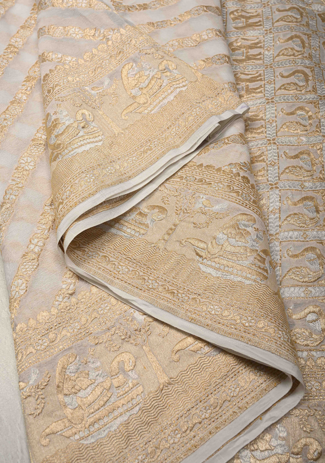 White Banarasi Georgette Silk Saree with Gold Silver Diamond Design and Zari Border | SILK MARK CERTIFIED