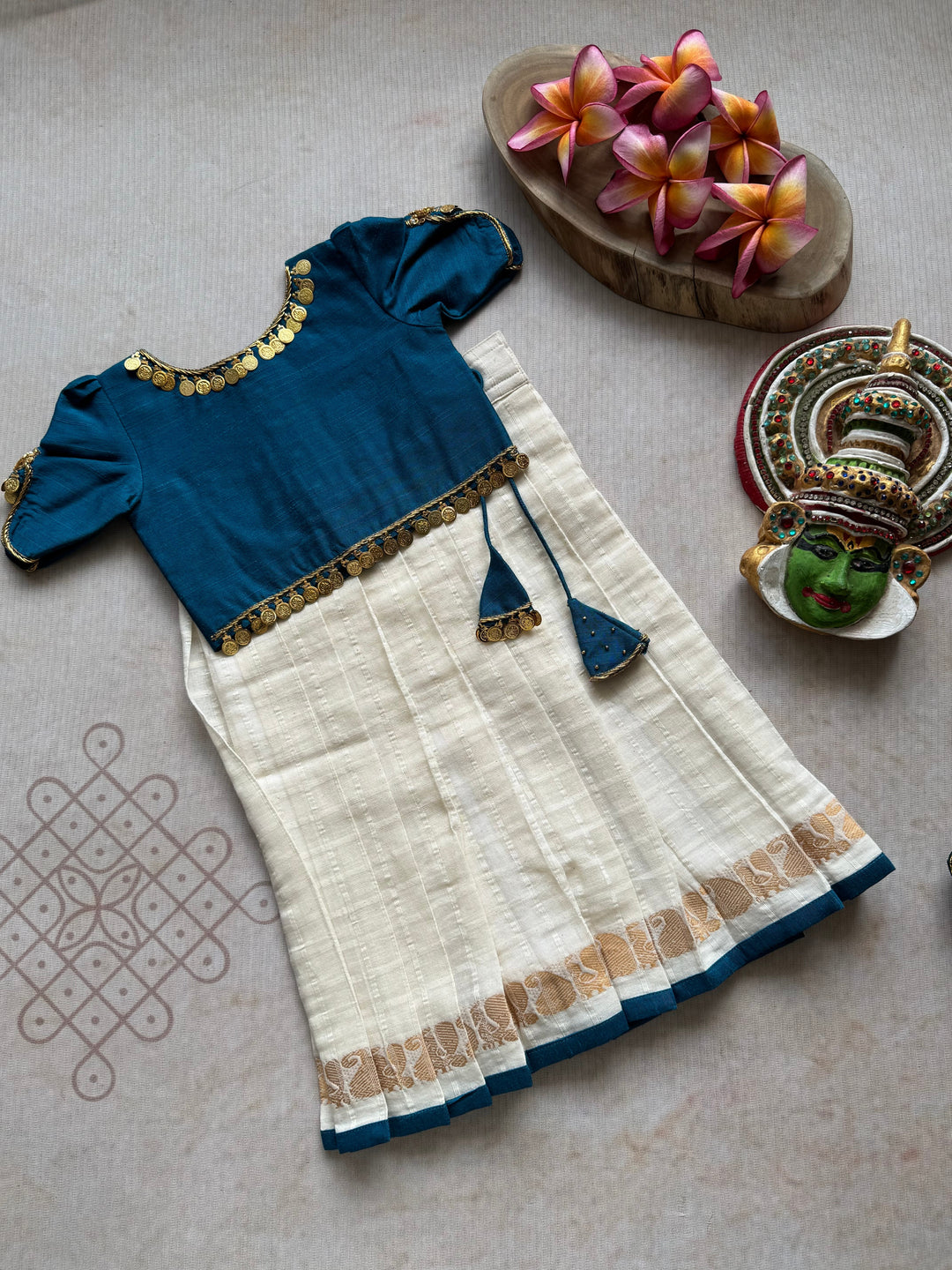 Aabarna Crop top and skirt - Onam Edit Express | SHOBITAM