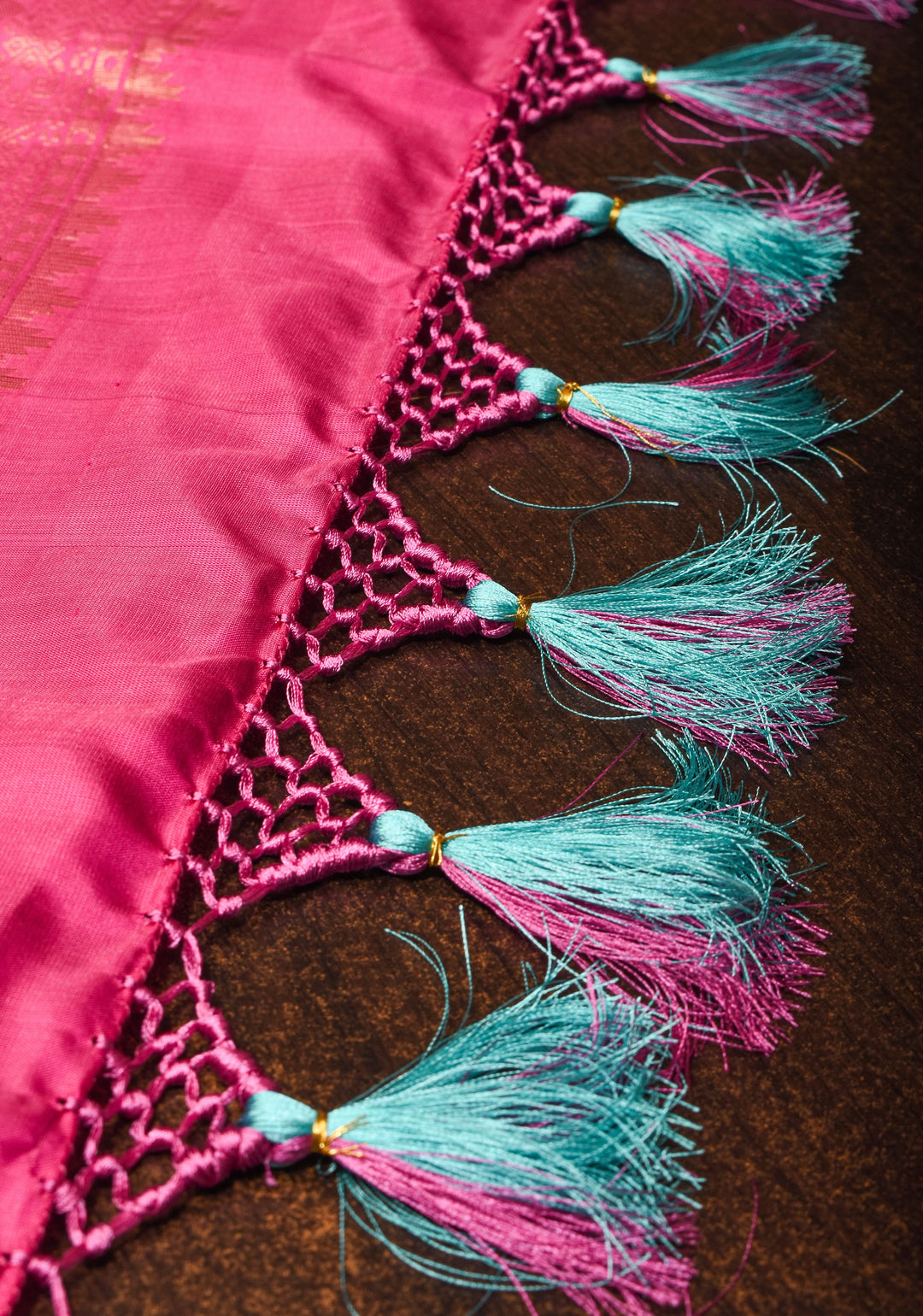 Exquisite Sea Green Kanjivaram Soft Silk Saree with Pink Pallu and Tissue Zari Border| SILK MARK CERTIFIED