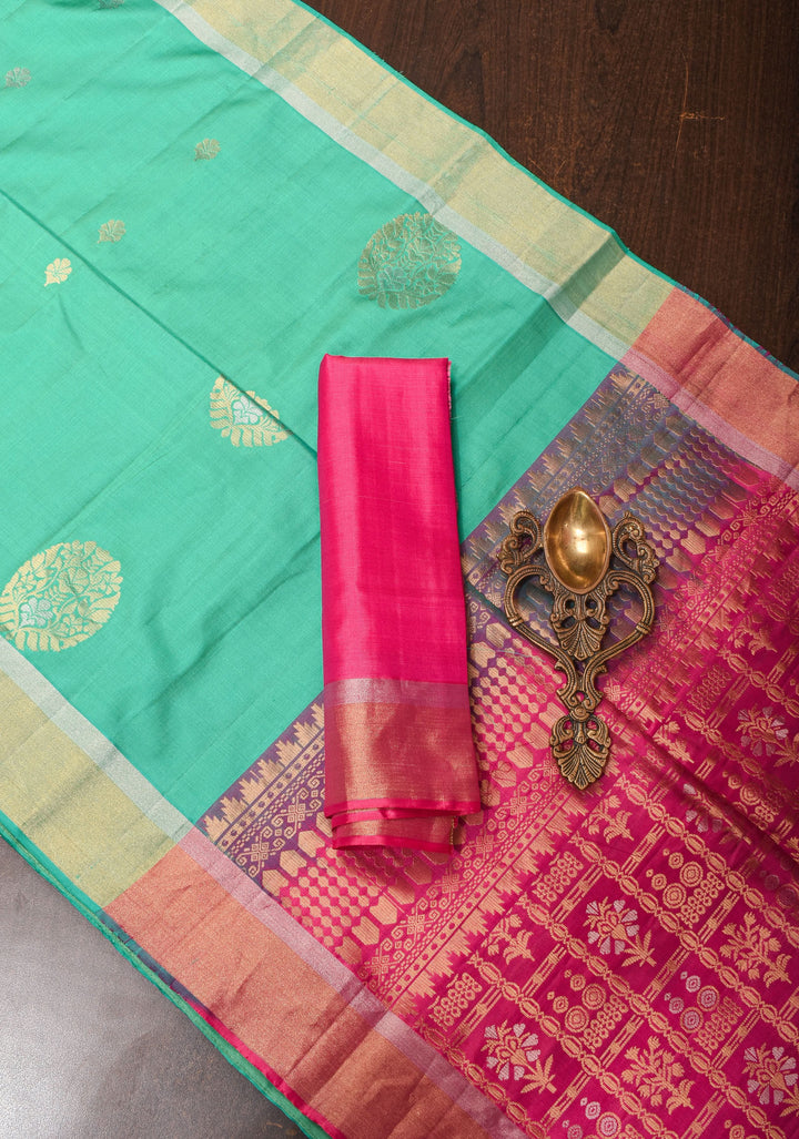 Exquisite Sea Green Kanjivaram Soft Silk Saree with Pink Pallu and Tissue Zari Border| SILK MARK CERTIFIED