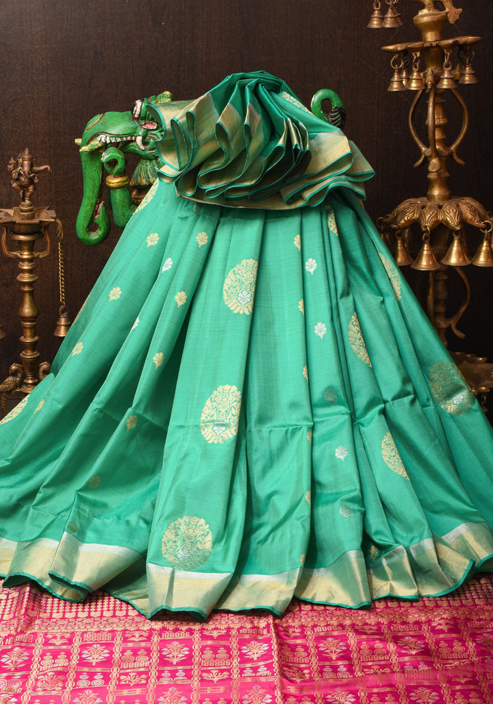 Exquisite Sea Green Kanjivaram Soft Silk Saree with Pink Pallu and Tissue Zari Border| SILK MARK CERTIFIED