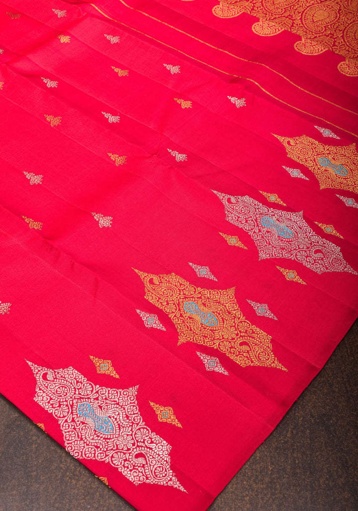 Borderless Pinkish Red  Kanjivaram Silk Saree with Banarasi inspired meenakari Motifs | SILK MARK CERTIFIED