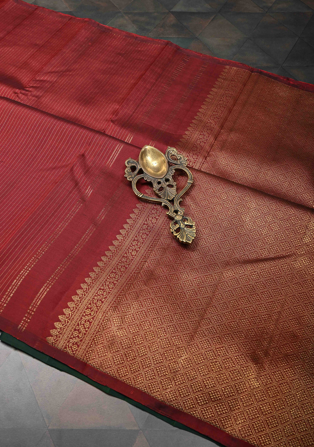 Maroon Borderless Pure Kanjivaram Silk Saree with Vertical Zari Stripes and Contrast Blouse Piece | SILK MARK CERTIFIED