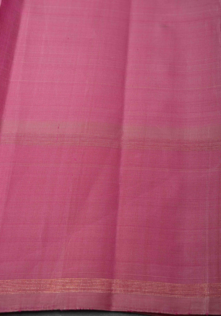 Pure Zari Purple Dual tone Pure Kanjivaram Silk Saree with Eagle Motifs and Contrast Zari Border | SILK MARK CERTIFIED