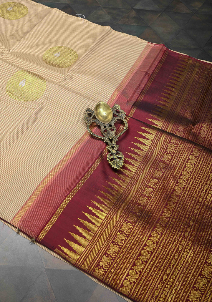 Pure Zari Borderless Beige & Khaki Gingham Checks Kanjivaram Silk Saree With Alfi Buttas | SILK MARK CERTIFIED