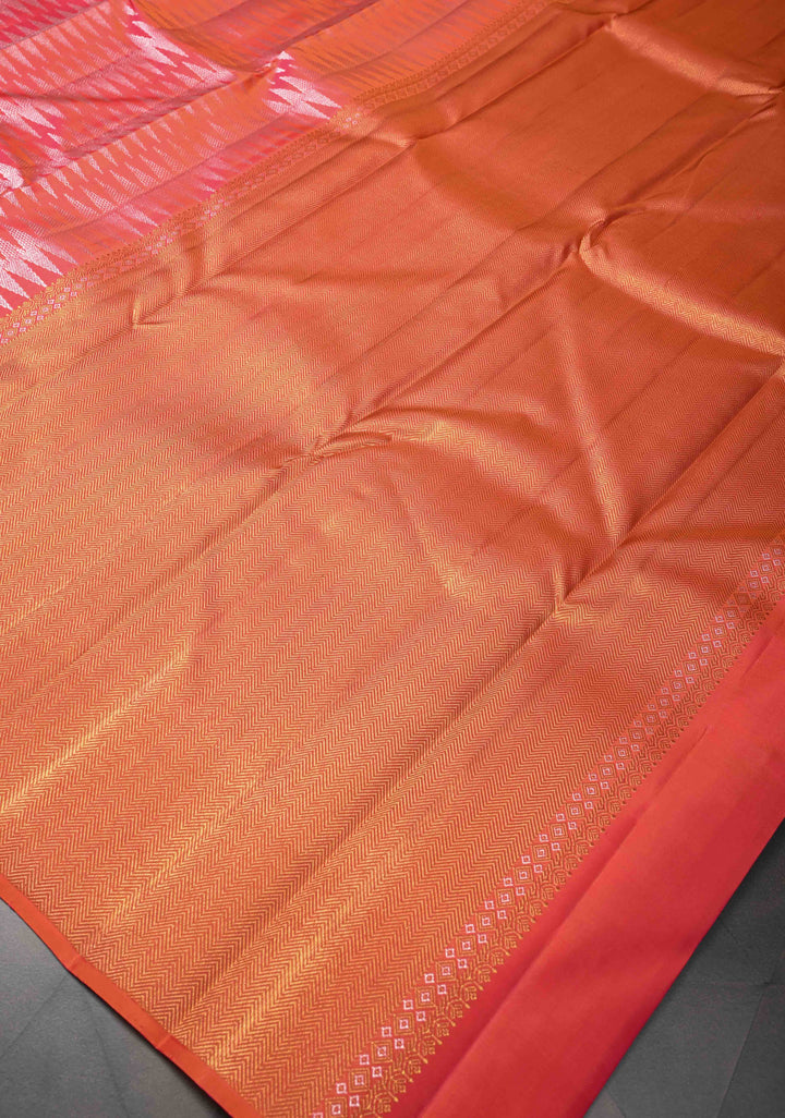 Borderless Kesari  Pink-Orange dual tone Kanjivaram Silk Saree with Zari chevron pattern| SILK MARK CERTIFIED