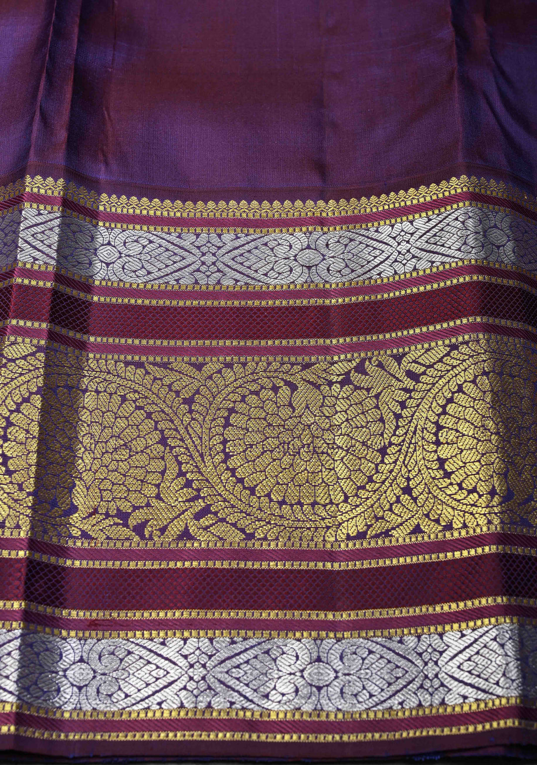 Cream Stripes Design Kanjivaram Pure Silk Saree with Chunri Buttas and Contrast Zari Border | SILK MARK CERTIFIED