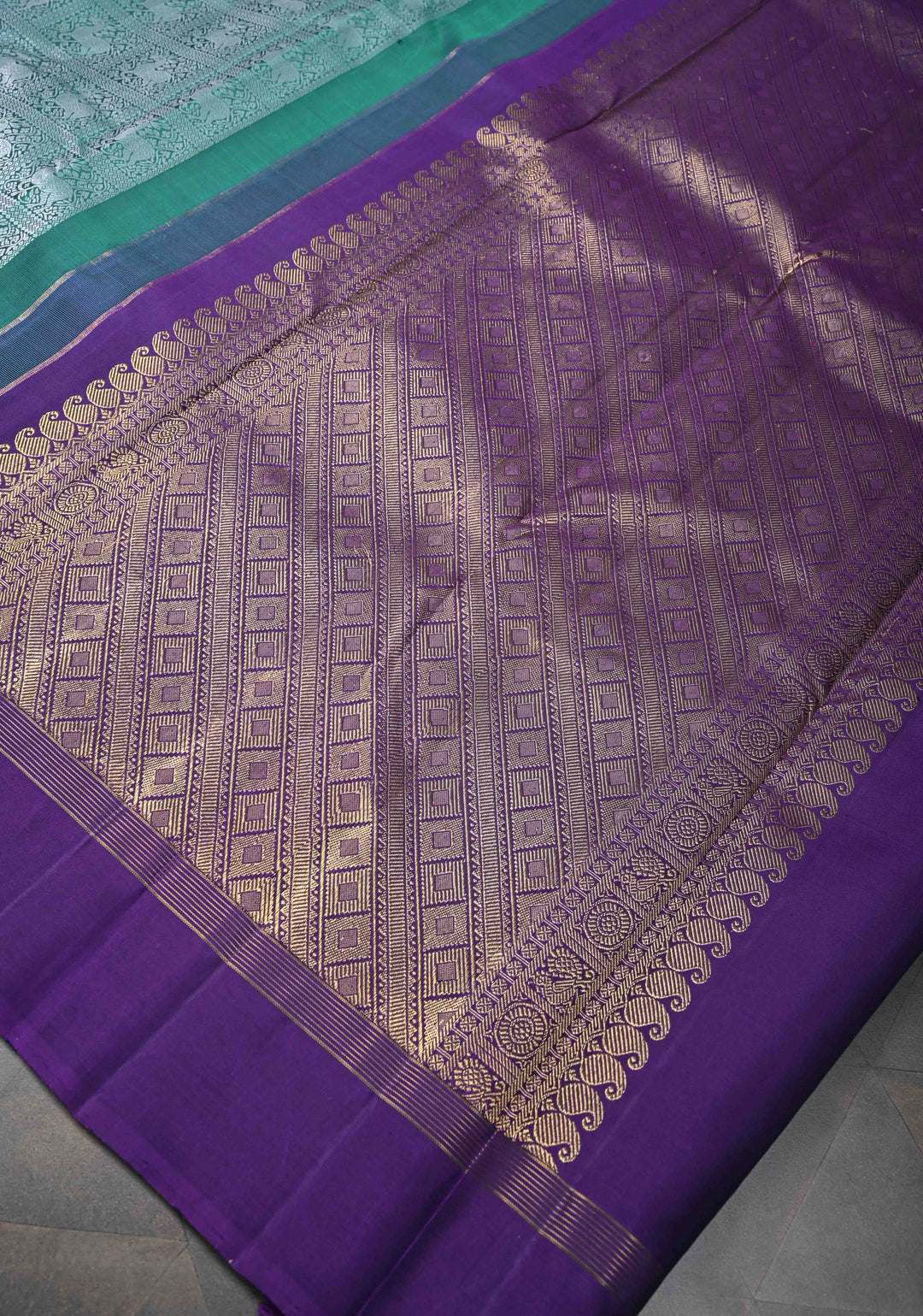 Teal green Patola Design Deer  Brocade  Kanjivaram Silk Saree with Contrast Border | SILK MARK CERTIFIED