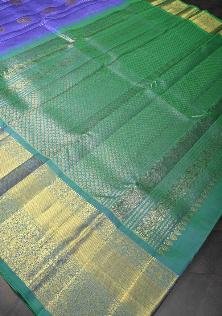 Pre-Order: Pure silver Jari Lavendra Checks Pattern Kanjivaram Silk Saree With Zari Buttas And Contrast Zari Border | SILK MARK CERTIFIED