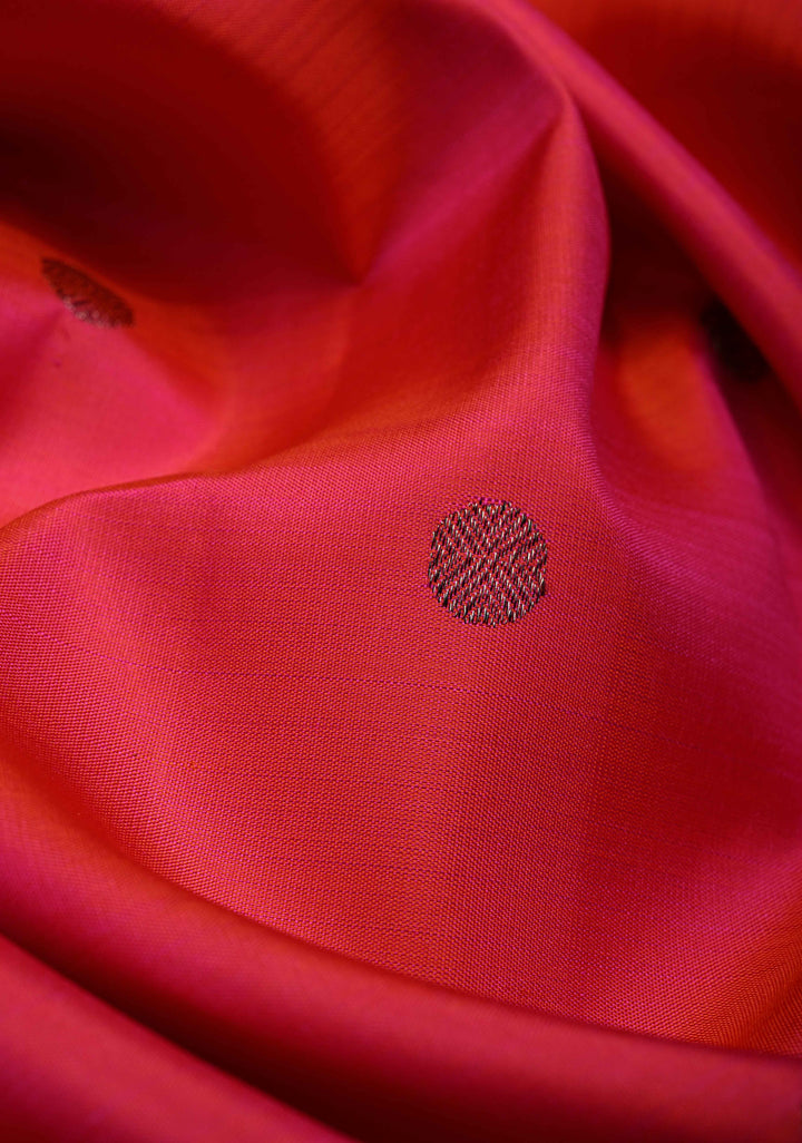 Pink dual tone Kanjivaram Pure Silk Saree with trendy Antique Black Zari Broder | SILK MARK CERTIFIED