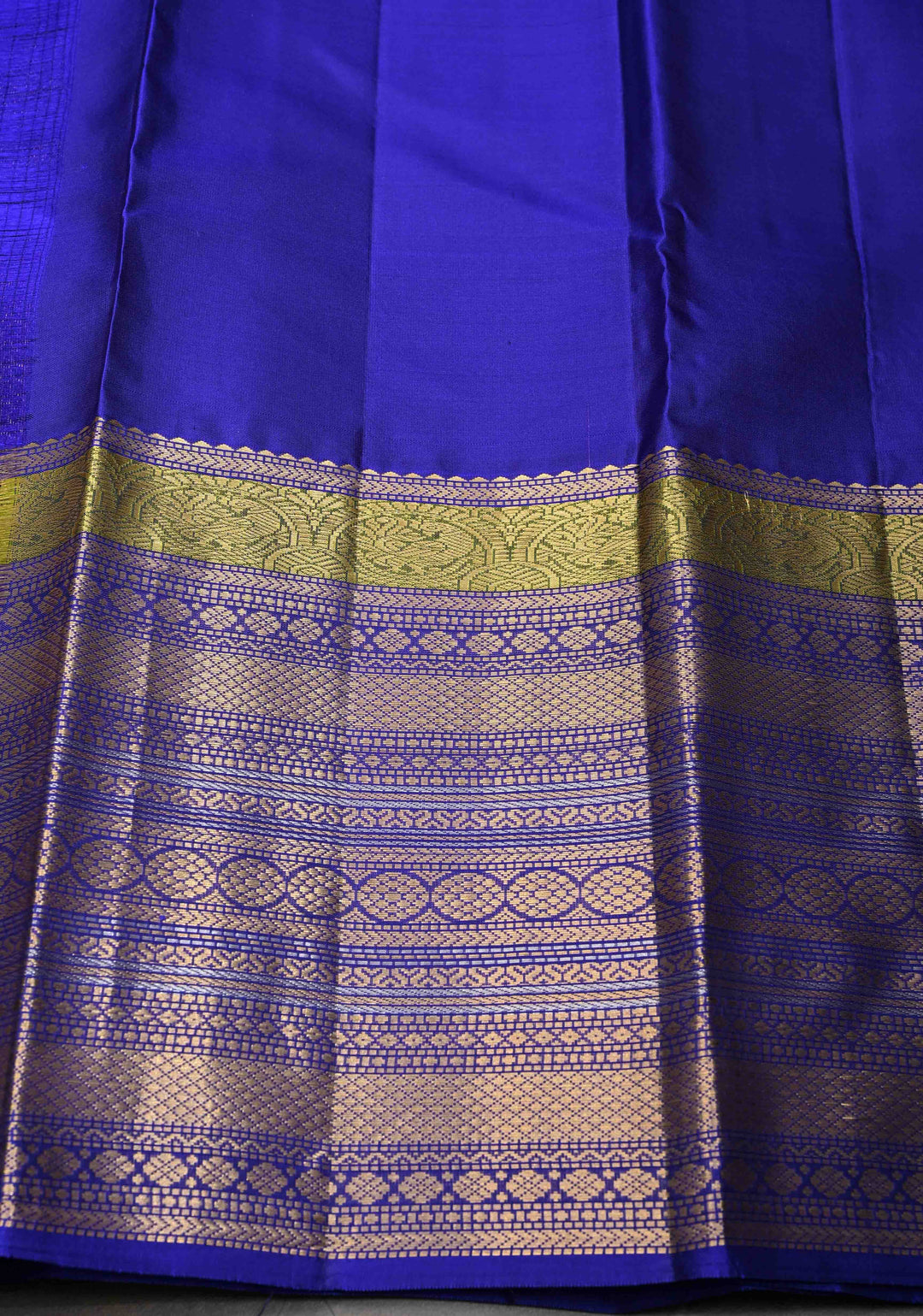 Chartreuse Kanjivaram Pure Silk Saree with Floral Zari Buttas and Contrast Wide Zari Border | SILK MARK CERTIFIED