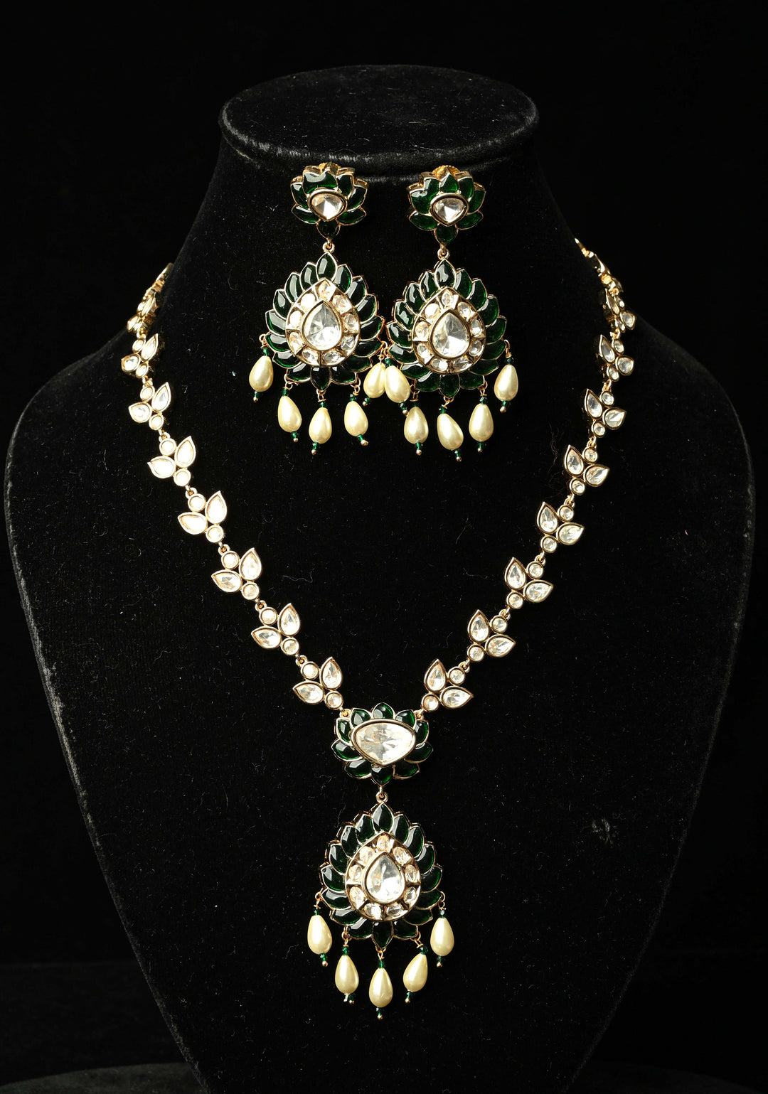 Emerald Long Kundan Necklace with earrings