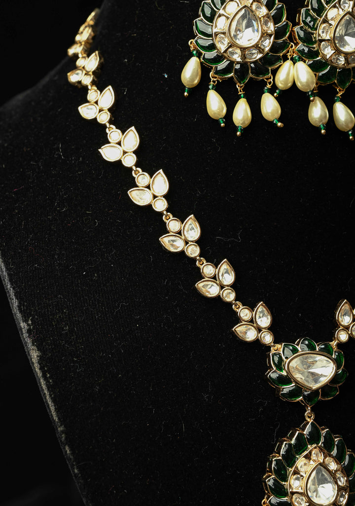 Emerald Long Kundan Necklace with earrings