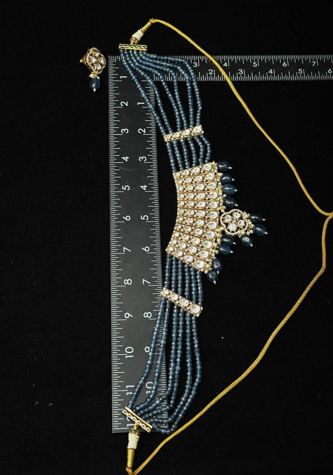 Kundan Grey Beaded Choker Set