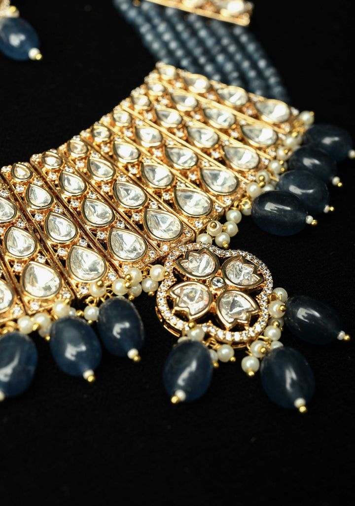 Kundan Grey Beaded Choker Set