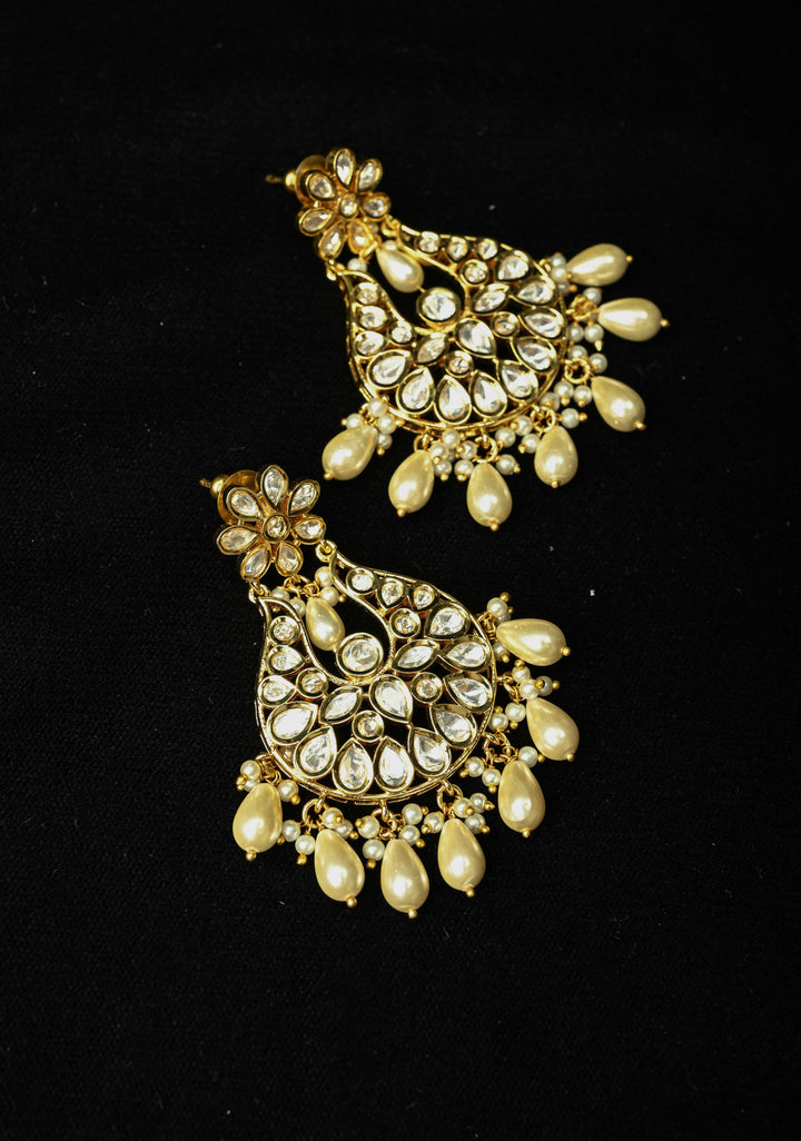 jaipuri Chandbali earrings with handset White Kundan