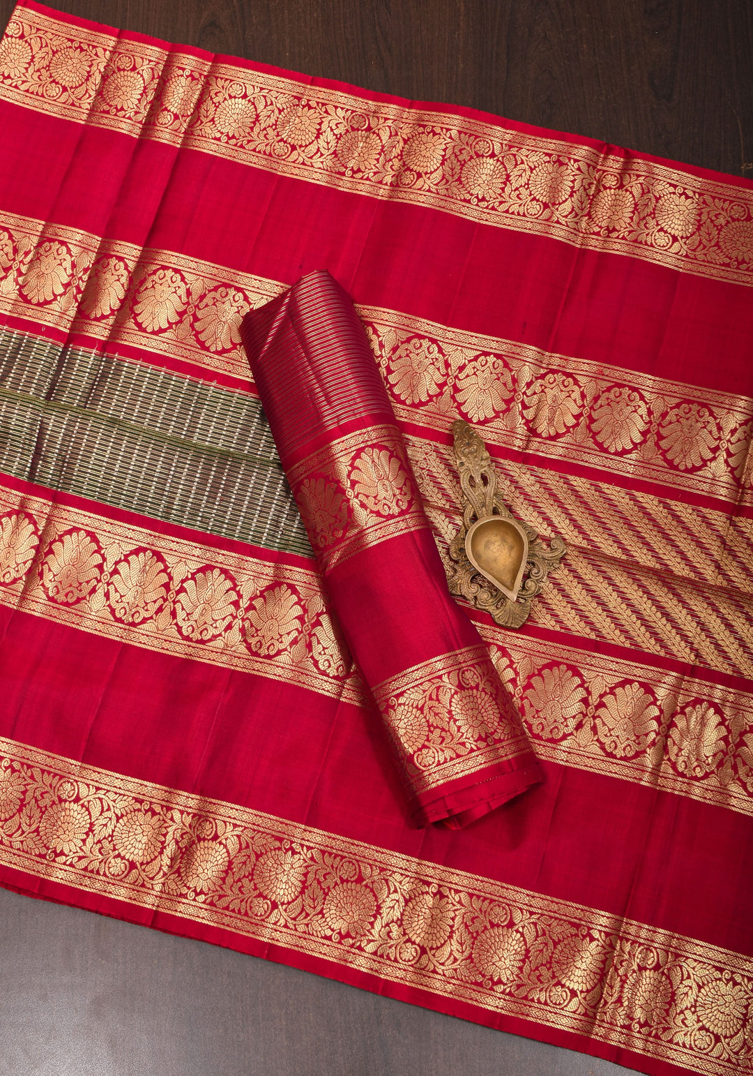 Exquisite Green Kanjivaram Pure Silk Saree with zari checks  and 11” spectacular borders  | SILK MARK CERTIFIED