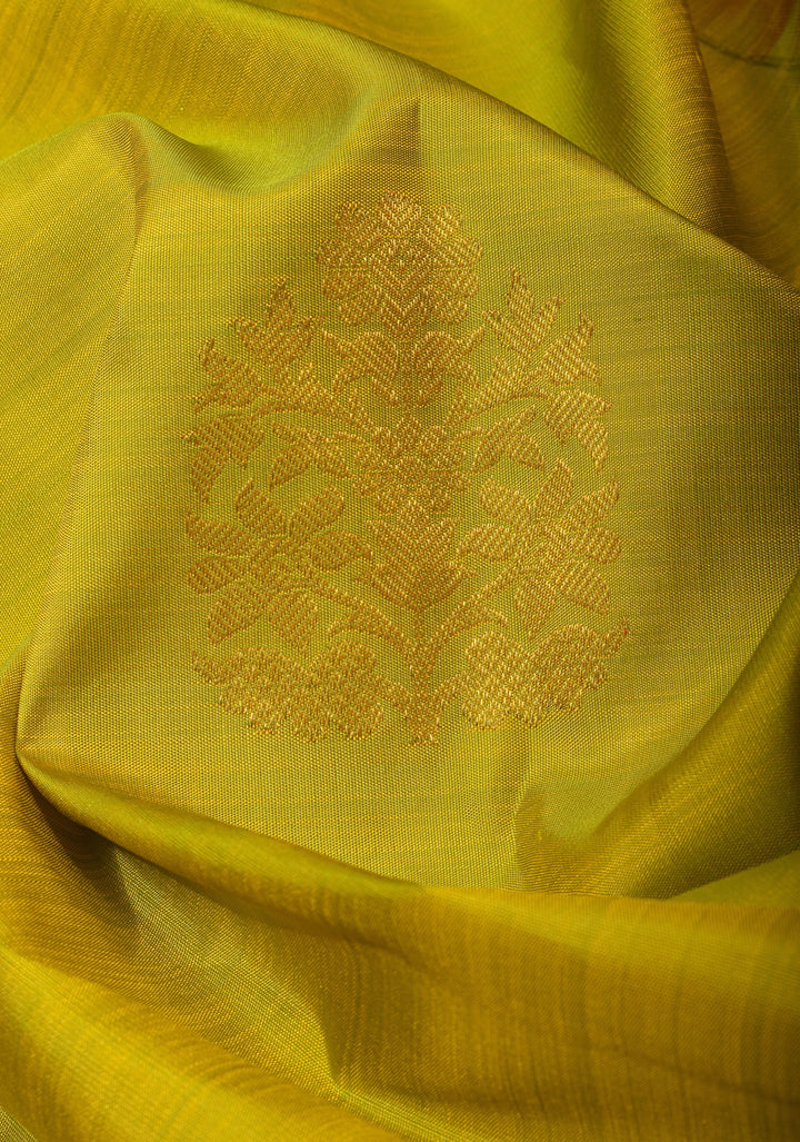 Citrine Dual  tone Kanjivaram Pure Silk Saree with Zari Floral motifs and zari border| SILK MARK CERTIFIED