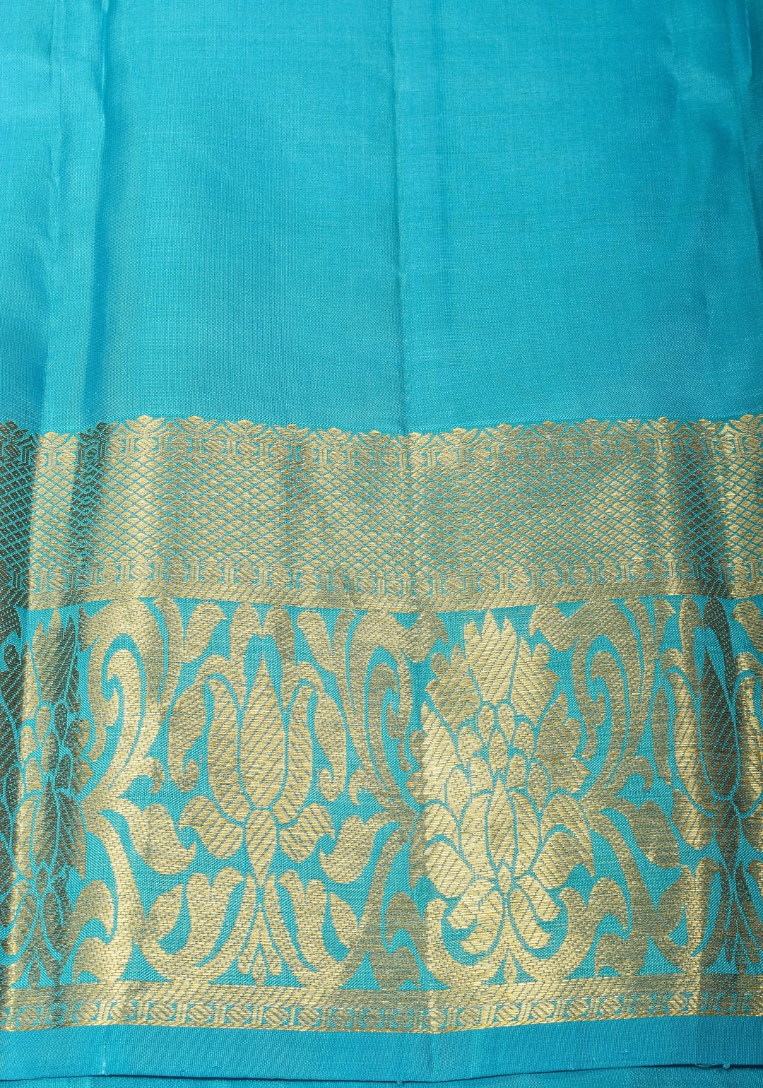 Purple Exquisite Kanjivaram Pure Silk saree with Floral Zari Brocade and Blue Contrast Borders | SILK MARK CERTIFIED