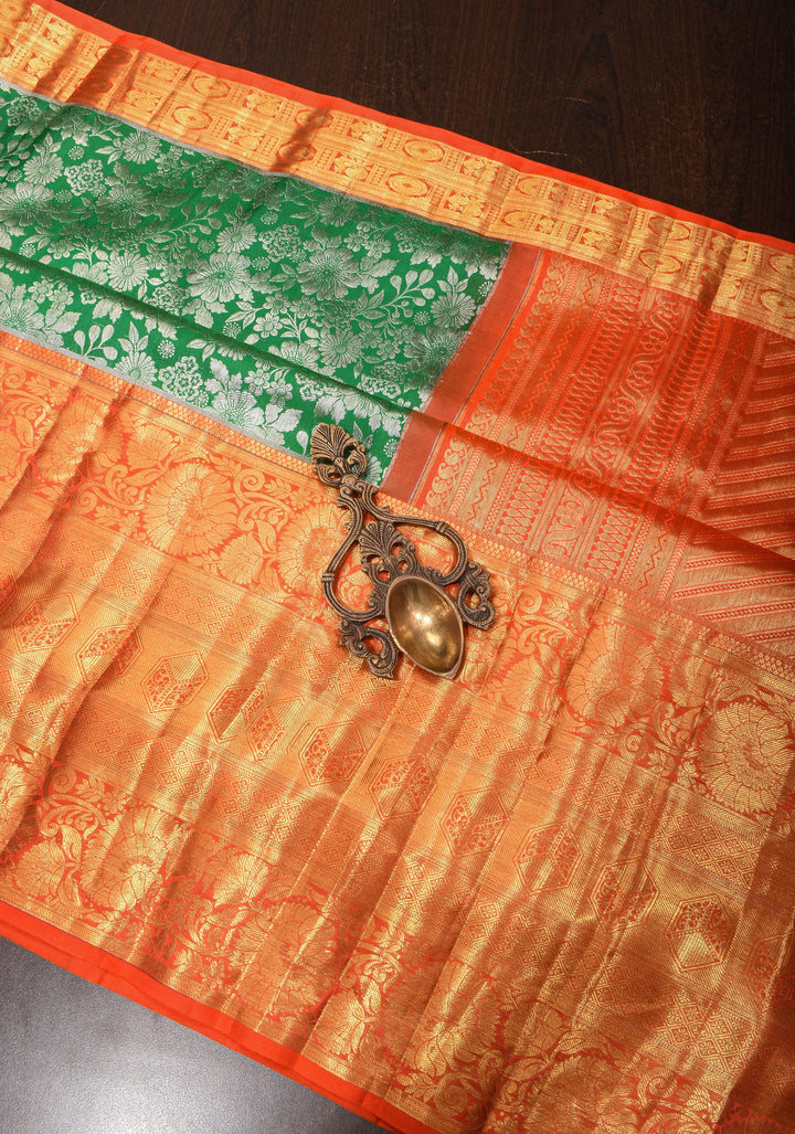 Green Kanjivaram Pure Silk Saree with Floral Jaal and wide Contrast border | SILK MARK CERTIFIED