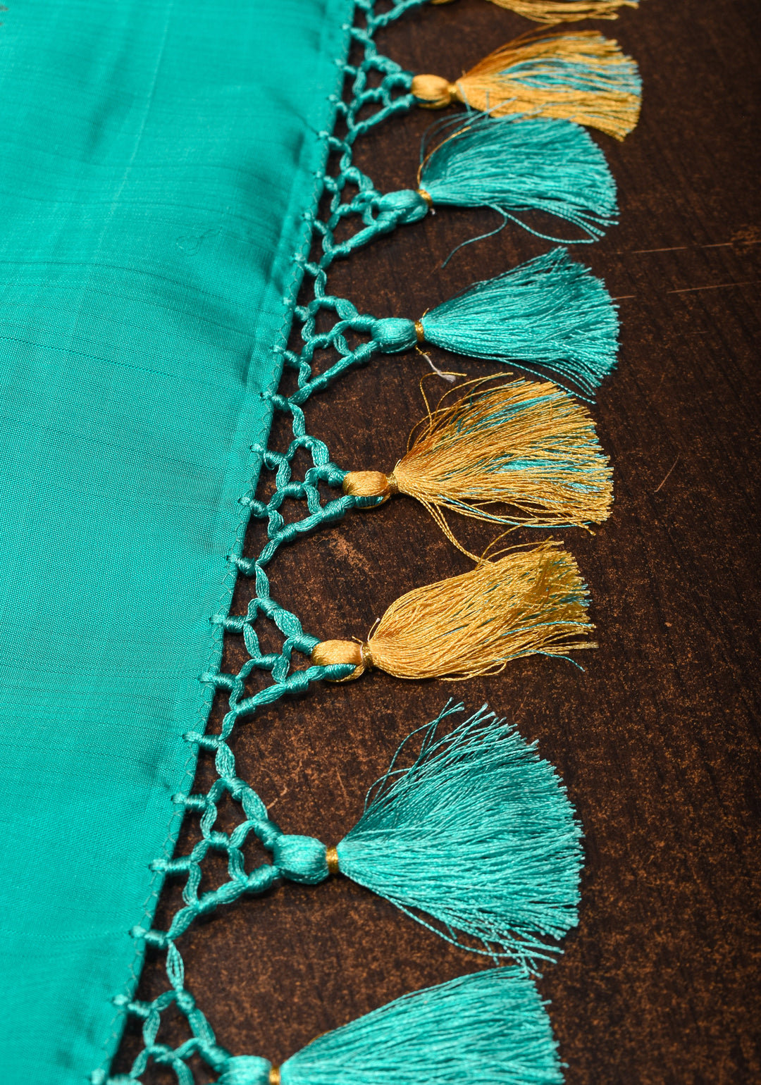Turquoise Kanjivaram Silk Saree with Zari buttas and Zari Border | SILK MARK CERTIFIED