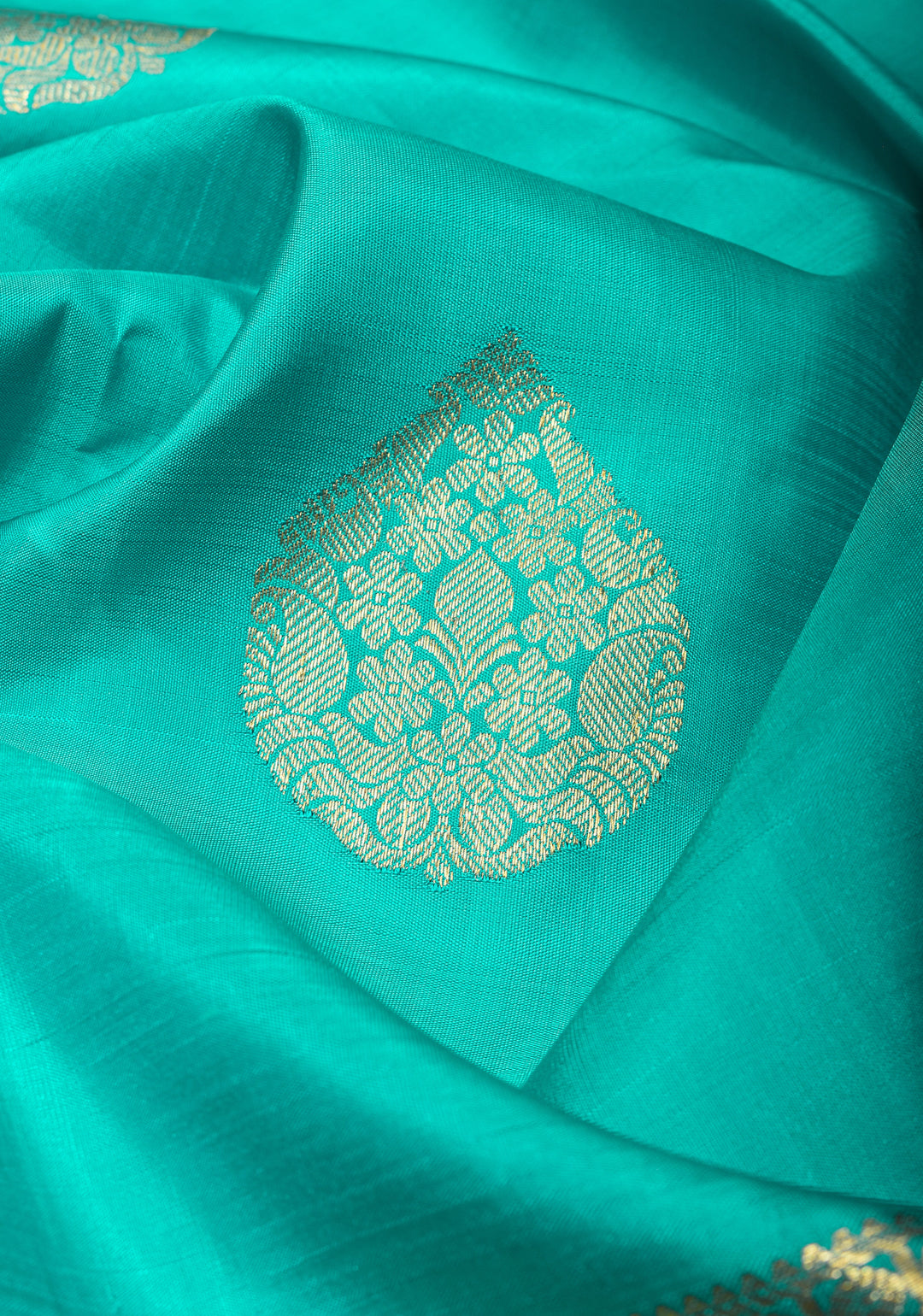 Turquoise Kanjivaram Silk Saree with Zari buttas and Zari Border | SILK MARK CERTIFIED