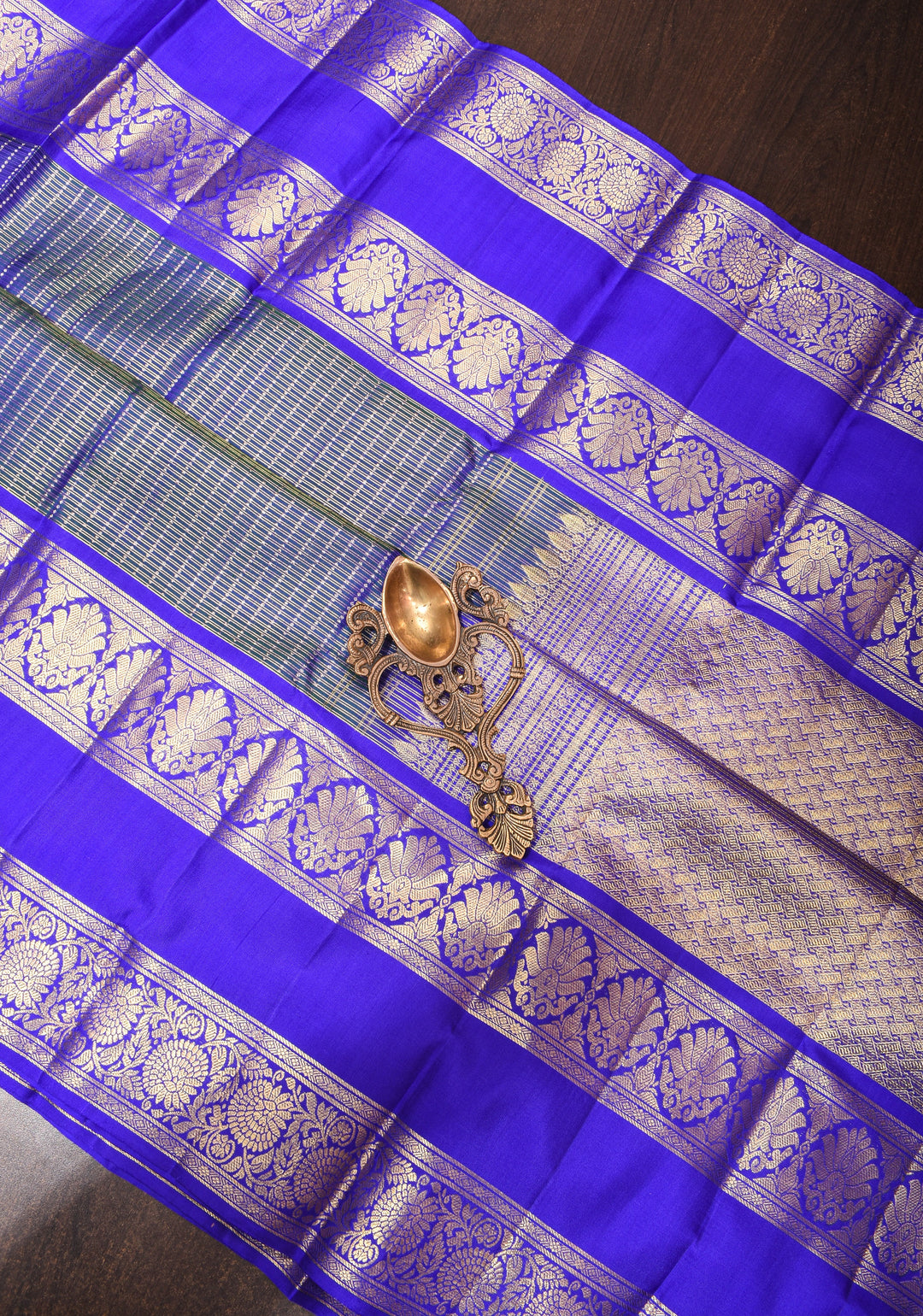 Exquisite Peacock Blue Dual Tone Zari Checks Kanjivaram Pure Silk saree with 2 Side Wide Border | SILK MARK CERTIFIED