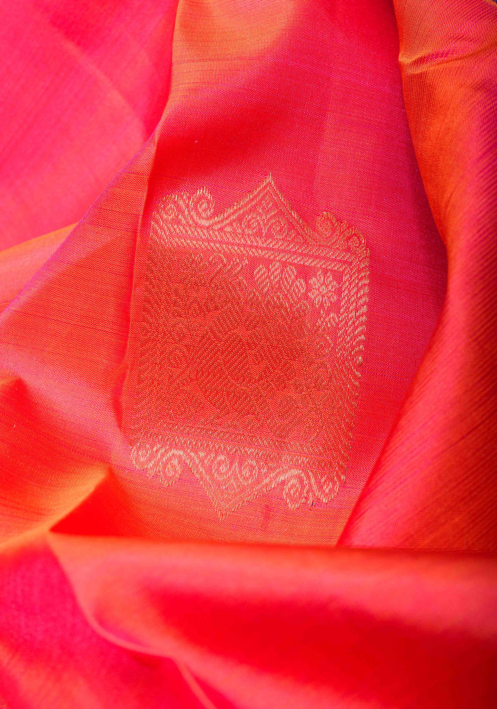 Pink Dual tone Kanjivaram Silk Saree with Damask Motifs and Contrast Zari Border| SILK MARK CERTIFIED