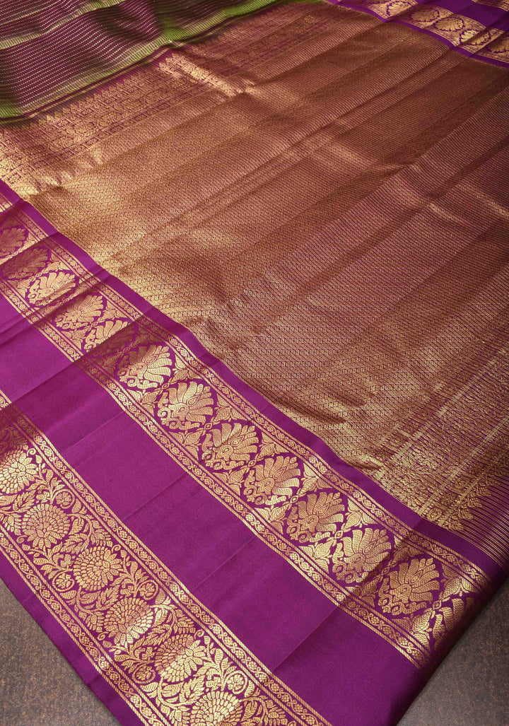 Green Dual tone Pure Kanjivaram Silk Saree with Zari Checks and Rettaipet Borders| SILK MARK CERTIFIED