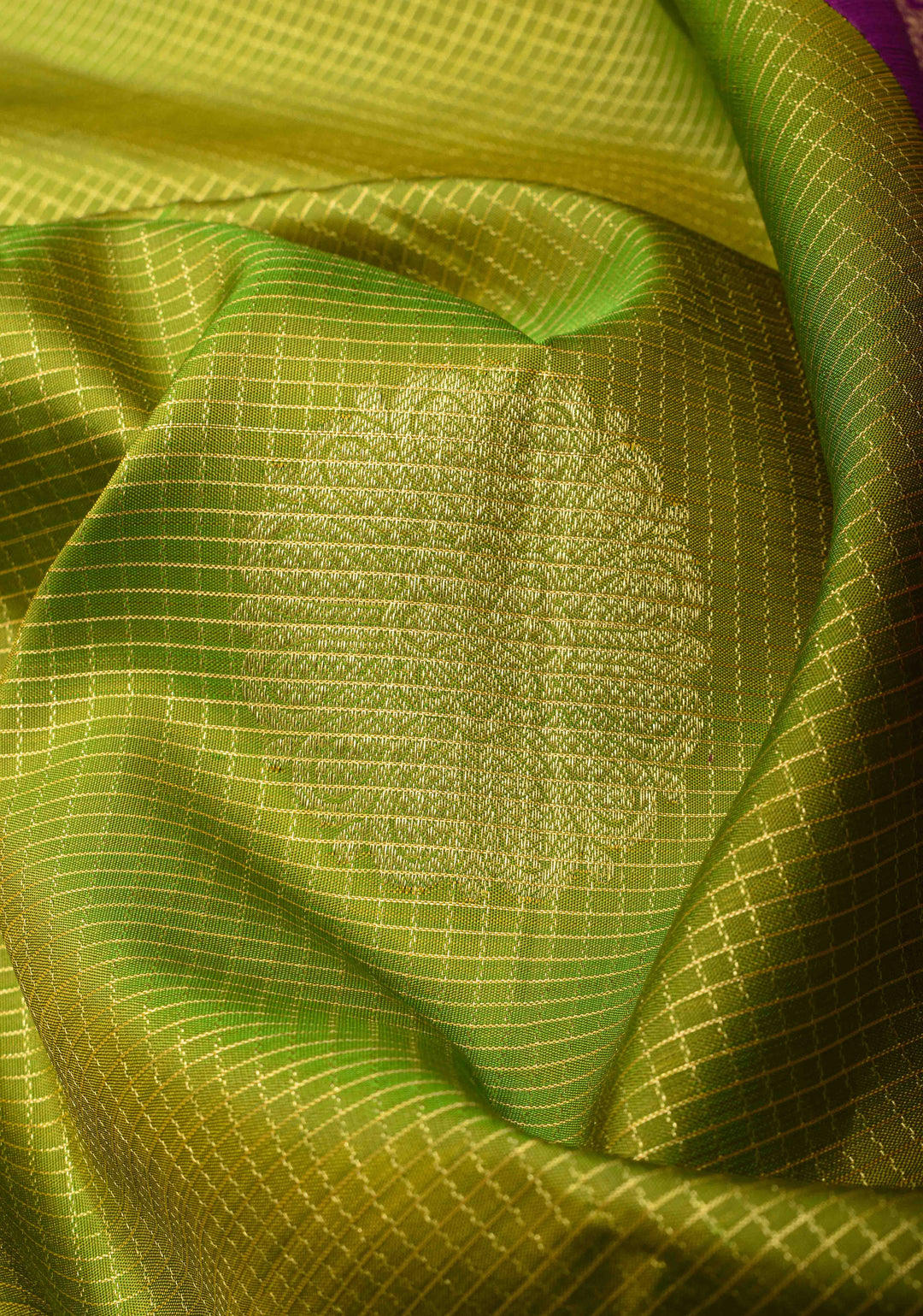 Lime Green Podi-Kattam Zari Checks Kanjivaram Silk Saree with Damask Buttas and Zari Border| SILK MARK CERTIFIED