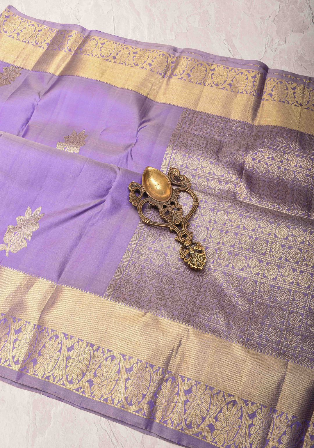 Lavender Kanjivaram Silk Saree with Floral Buttas and Zari Border | SILK MARK CERTIFIED