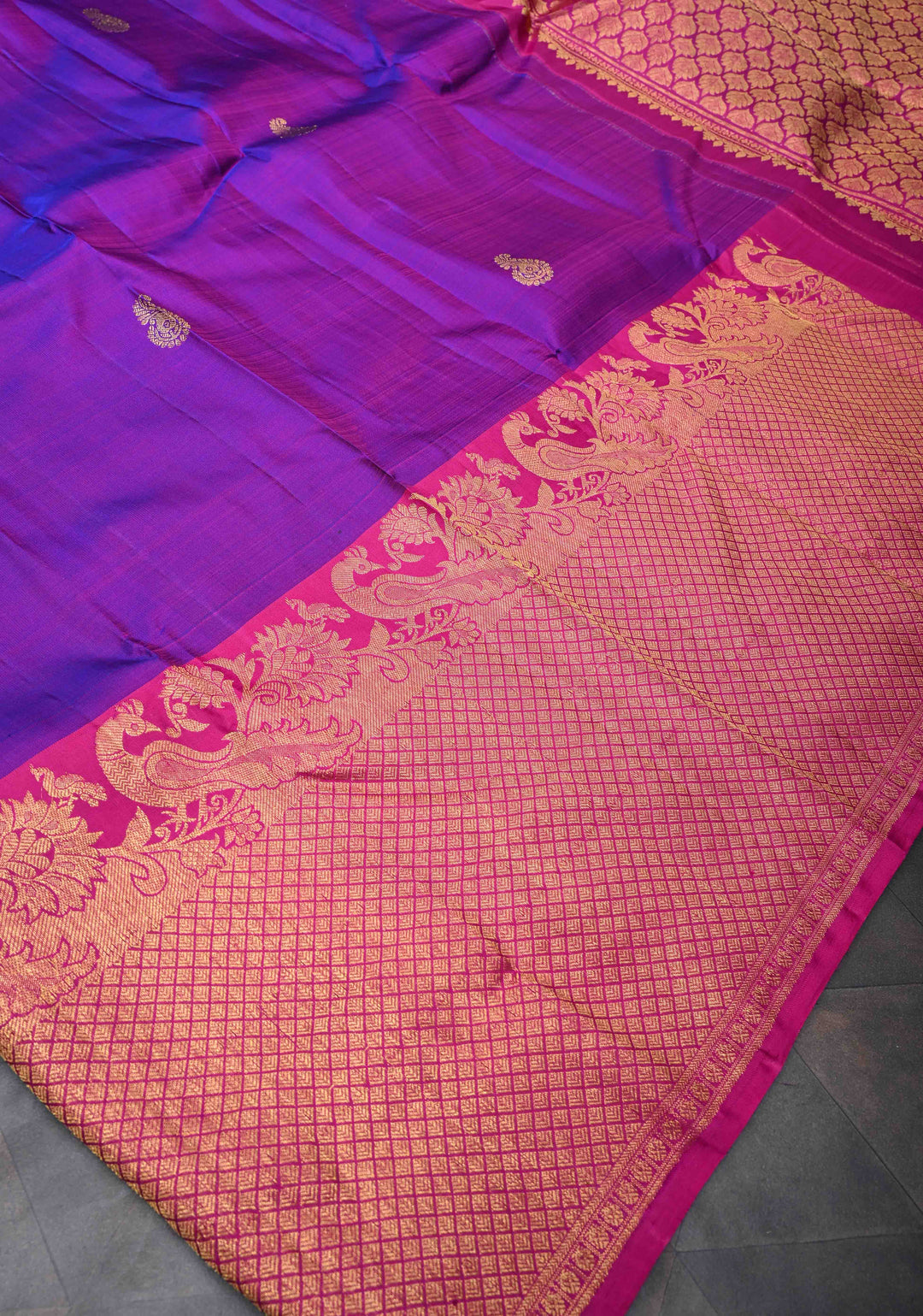 Purple Kanjivaram Silk Saree with Paisley Buttas And Contrast Brocade Zari Border | SILK MARK CERTIFIED