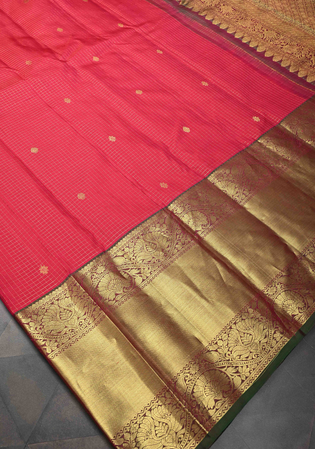 Pinkish Red Podi-Kattam Zari Checks Kanjivaram Silk Saree with Zari Buttis and Contrast Wide Zari Border | SILK MARK CERTIFIED