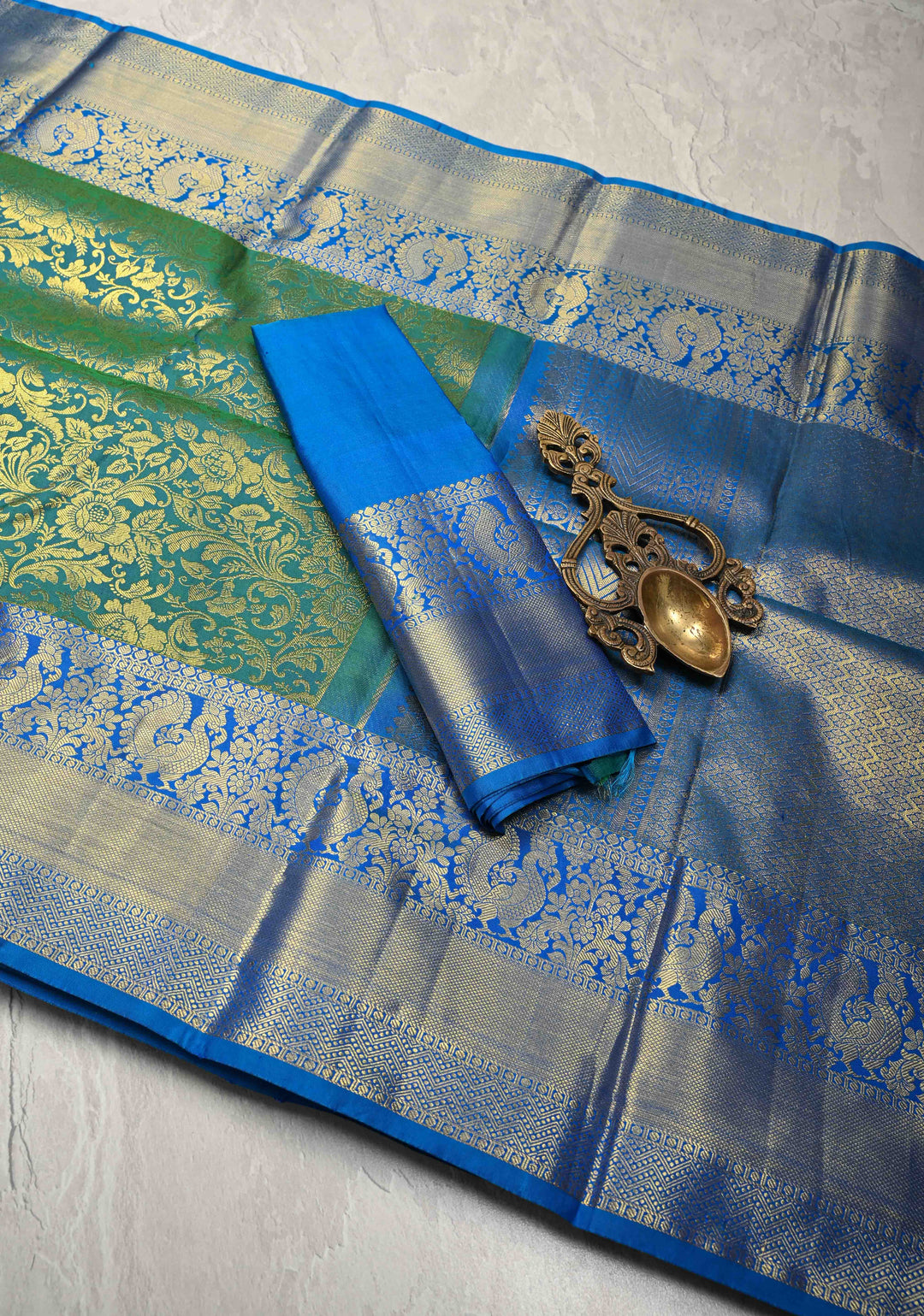 Peacock Green Kanjivaram Pure Silk Saree Floral Brocade Jaal with Contrast Zari Border | SILK MARK CERTIFIED