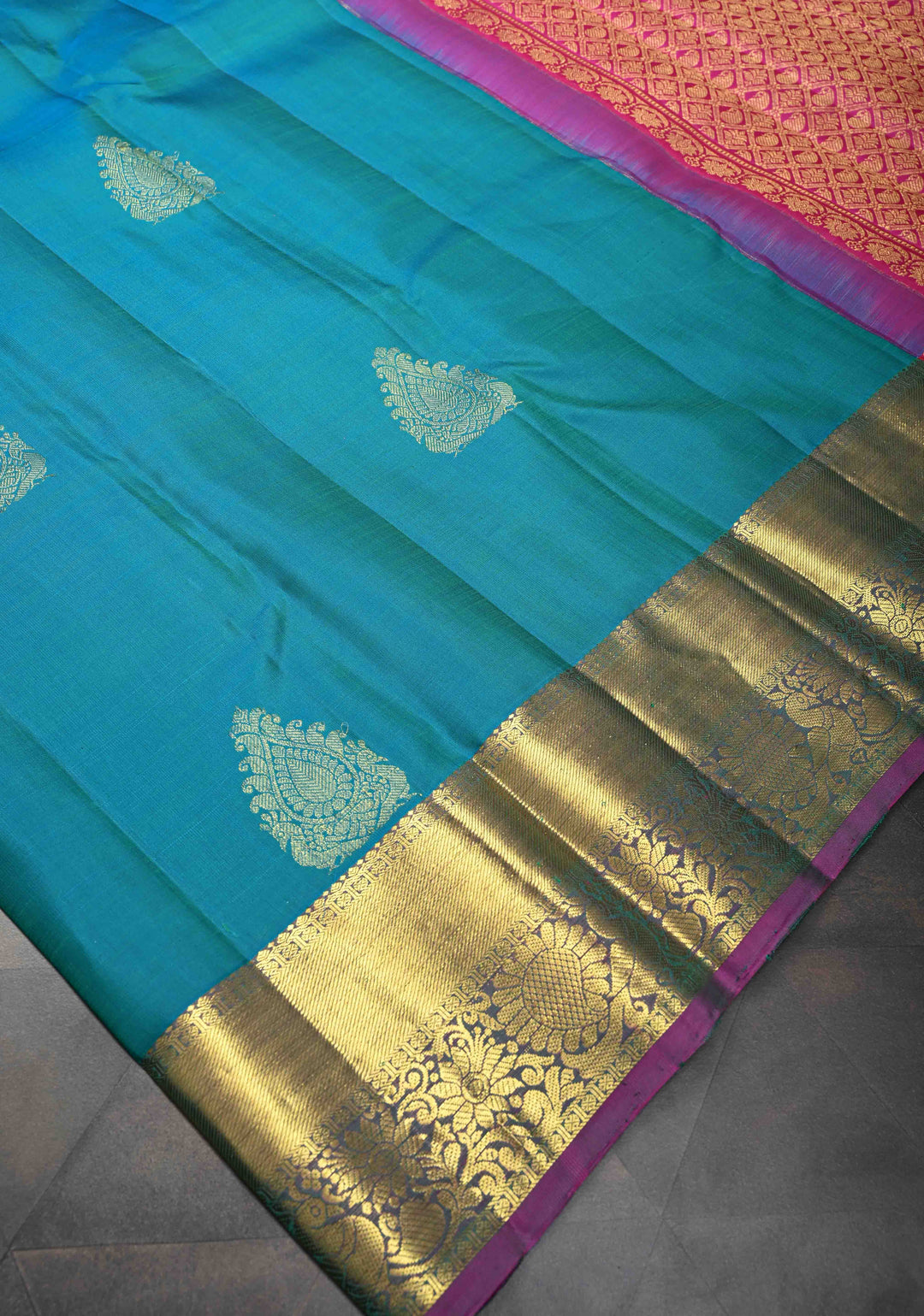 Carolina Blue Dual Tone Kanjivaram Silk Saree with Zari Buttas And Contrast Zari Border | SILK MARK CERTIFIED