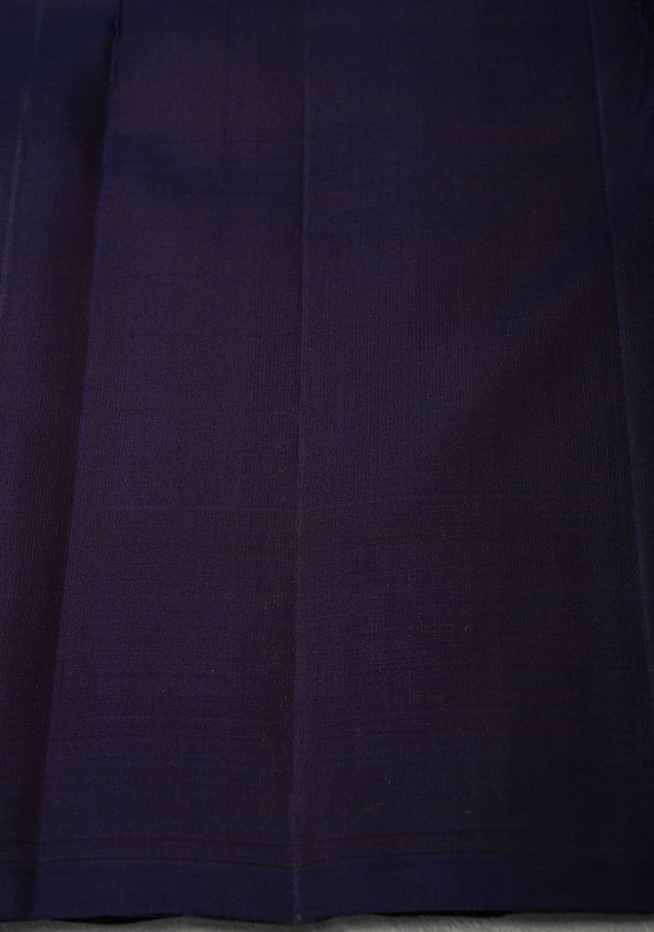 Gray Kanjivaram Silk Saree with Zari Paisley Motifs and Contrast Border | SILK MARK CERTIFIED