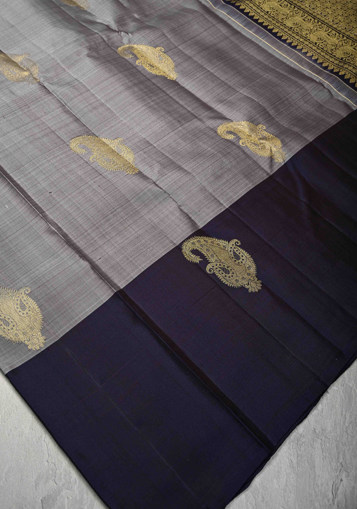Gray Kanjivaram Silk Saree with Zari Paisley Motifs and Contrast Border | SILK MARK CERTIFIED