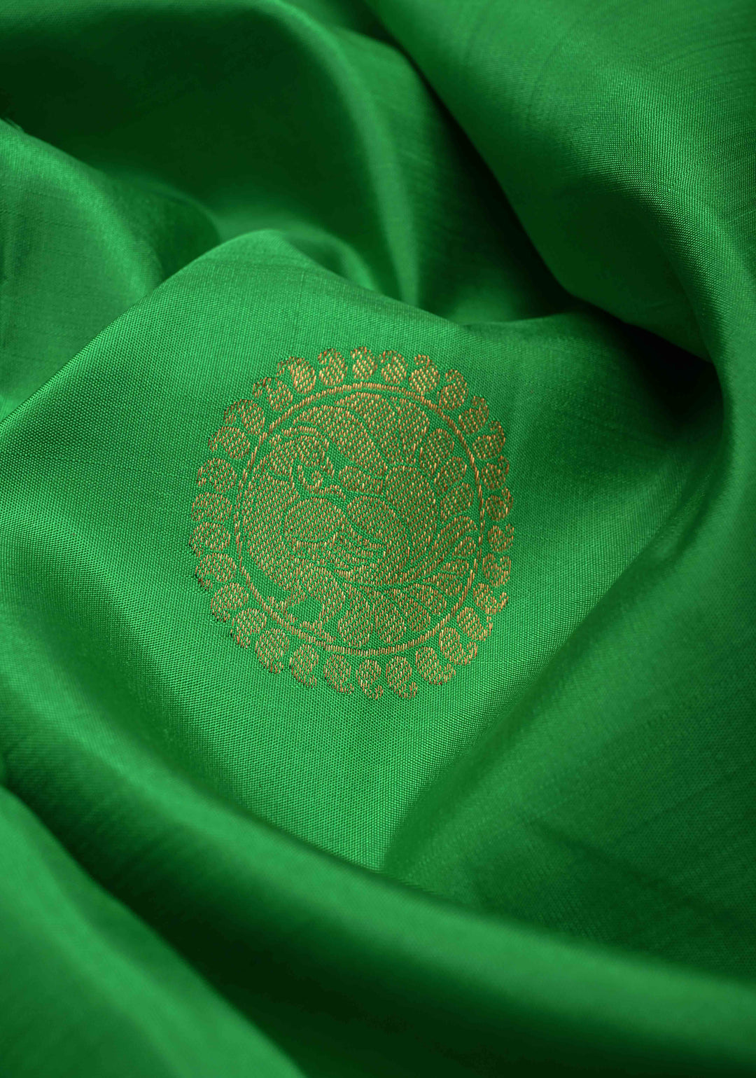 Green Kanjivaram Silk Saree with Peacock Motifs and zari Border | SILK MARK CERTIFIED