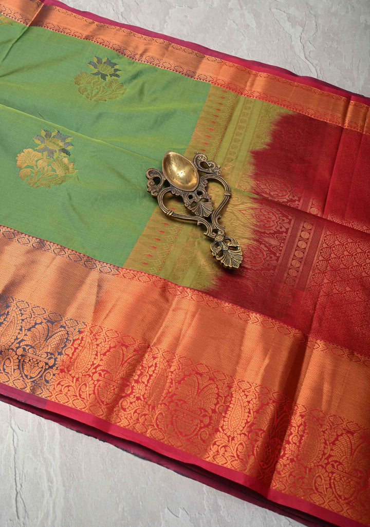 Green Dual tone Kanjivaram Semi Silk Saree with Meenakari Buttas and Contrast Zari Border