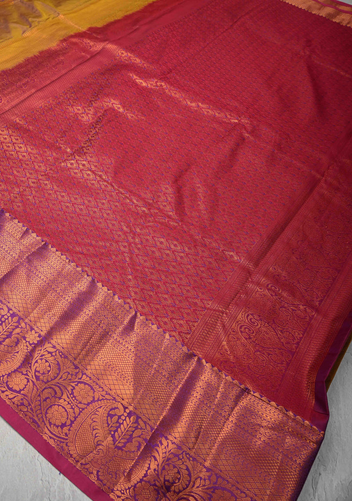Honey Dual tone Kanjivaram Semi Silk Saree with Meenakari Buttas and Contrast Zari Border