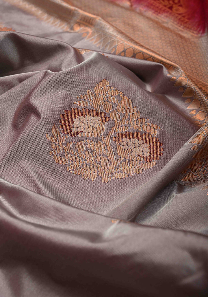 Light Dusty Mauve Kanjivaram Semi Silk Saree with Meenakari Buttas and Contrast Zari Border