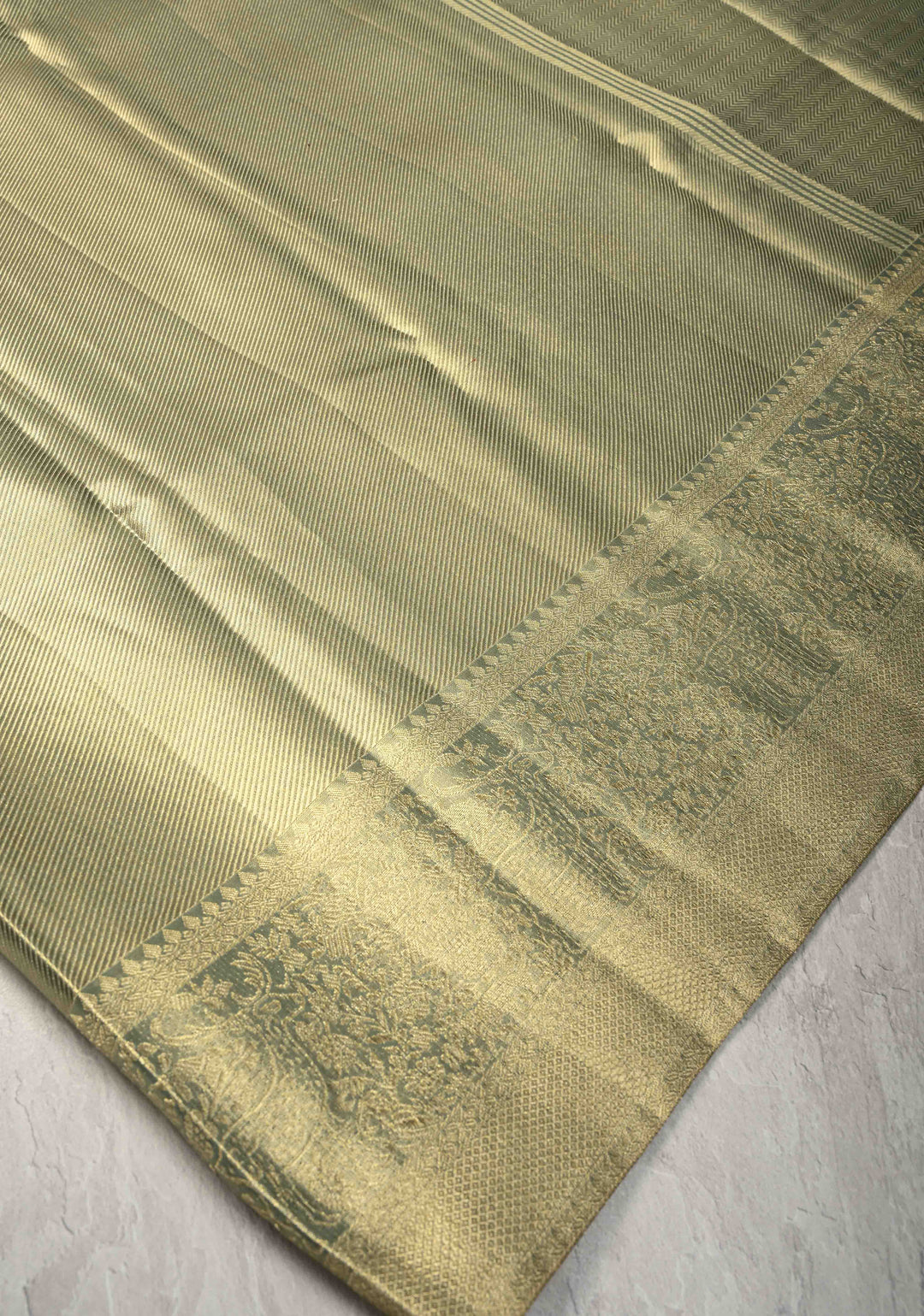Green Dual tone Tissue Brocade Kanjivaram Pure Silk Saree Zari Border | SILK MARK CERTIFIED