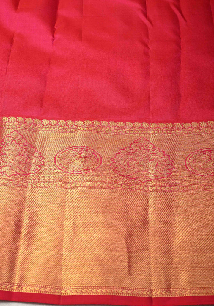Reddish pink Kanjivaram Pure Silk Saree with Brocade and Zari Border | SILK MARK CERTIFIED
