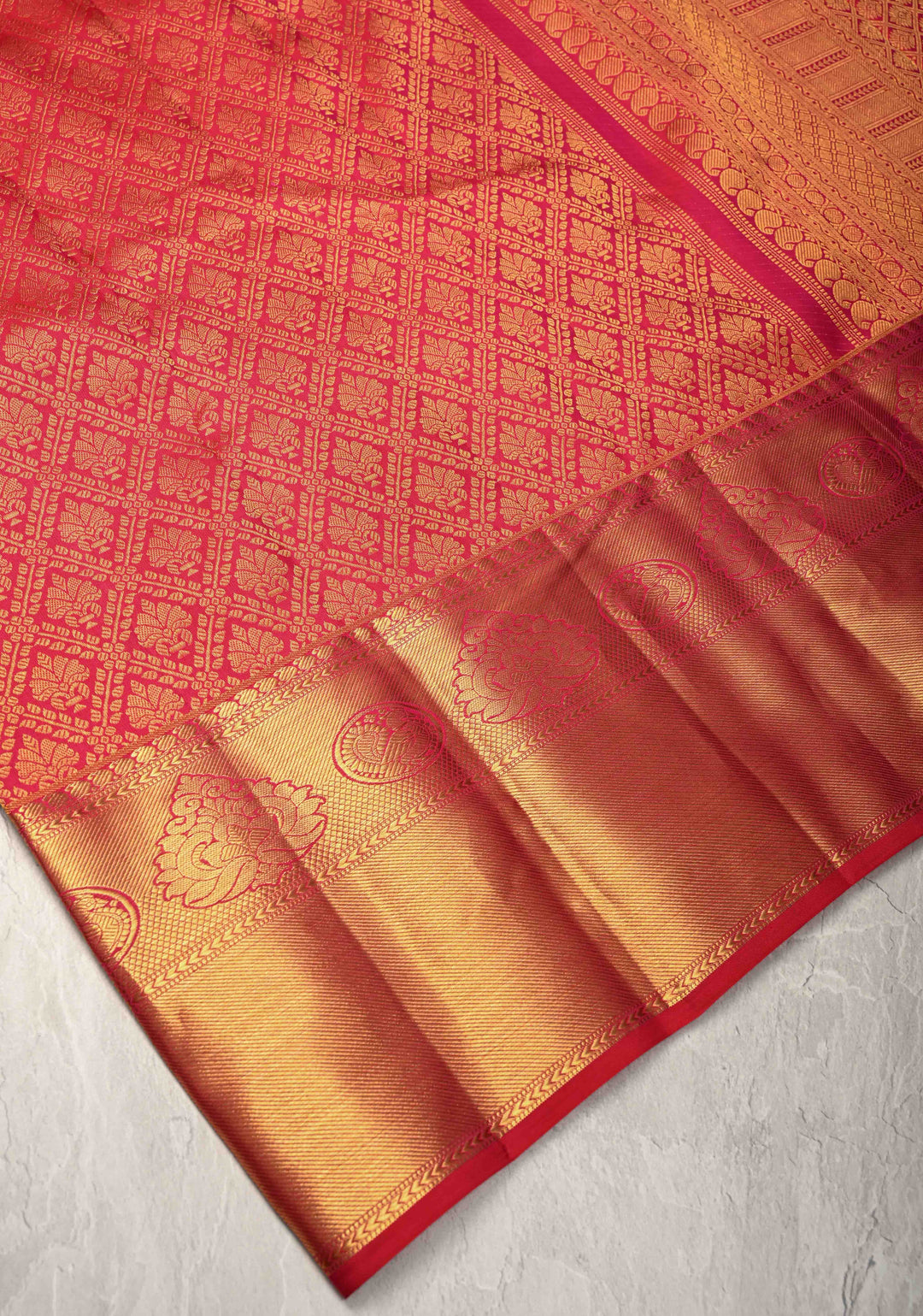 Reddish pink Kanjivaram Pure Silk Saree with Brocade and Zari Border | SILK MARK CERTIFIED