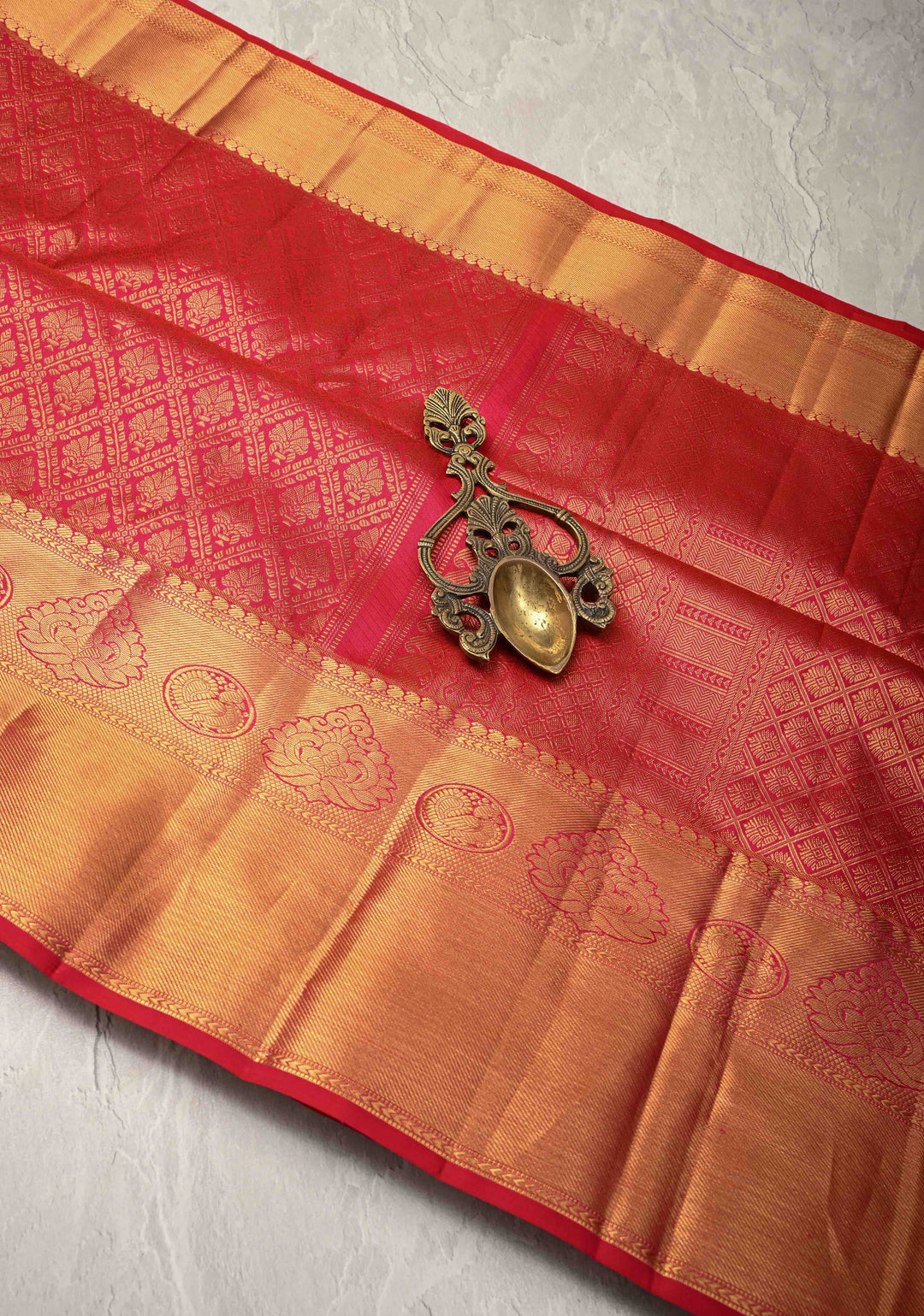 Reddish pink Kanjivaram Pure Silk Saree with Brocade and Zari Border | SILK MARK CERTIFIED