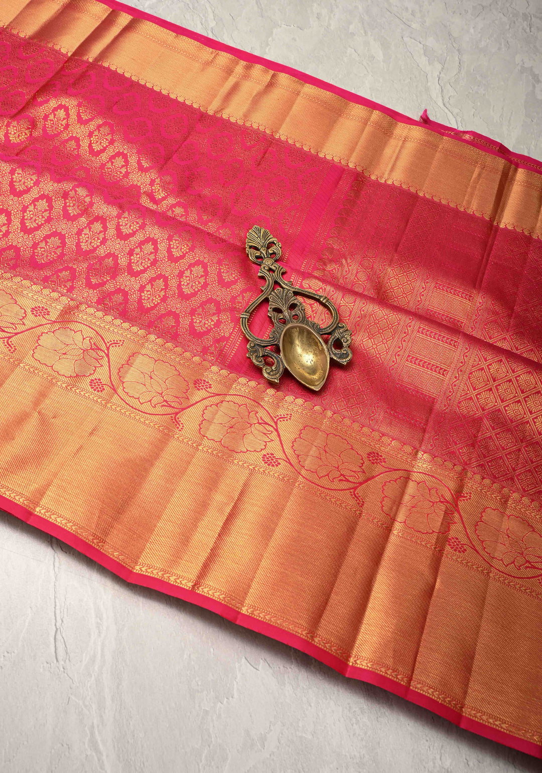 Pink Brocad Kanjivaram Pure Silk Saree with Zari Border | SILK MARK CERTIFIED